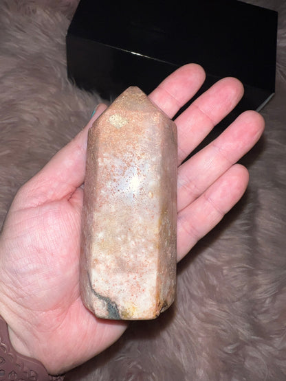 Agate/Chalcedomy Tower